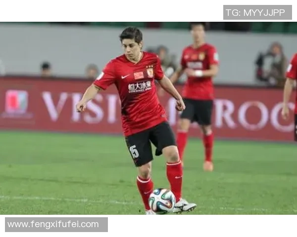 足球明星孔卡精彩瞬间回顾与个人魅力展示的完美结合