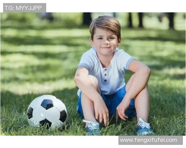 足球明星孩子们的超萌日常瞬间合集让你忍不住微笑