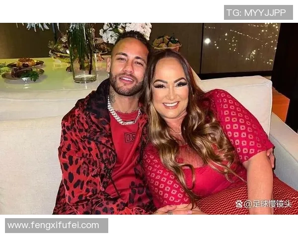 足球明星妈妈恋爱揭秘背后的故事与情感纠葛