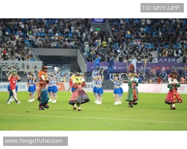 足球明星街头亲民互动瞬间展现真实魅力与球迷情感交流